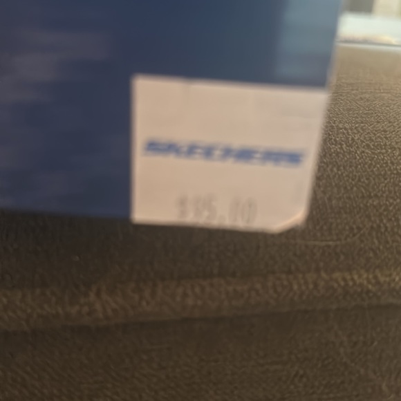 Skechers ladies slip-ins. Black/multi colored threads in shoe. Valentina. - Picture 7 of 7